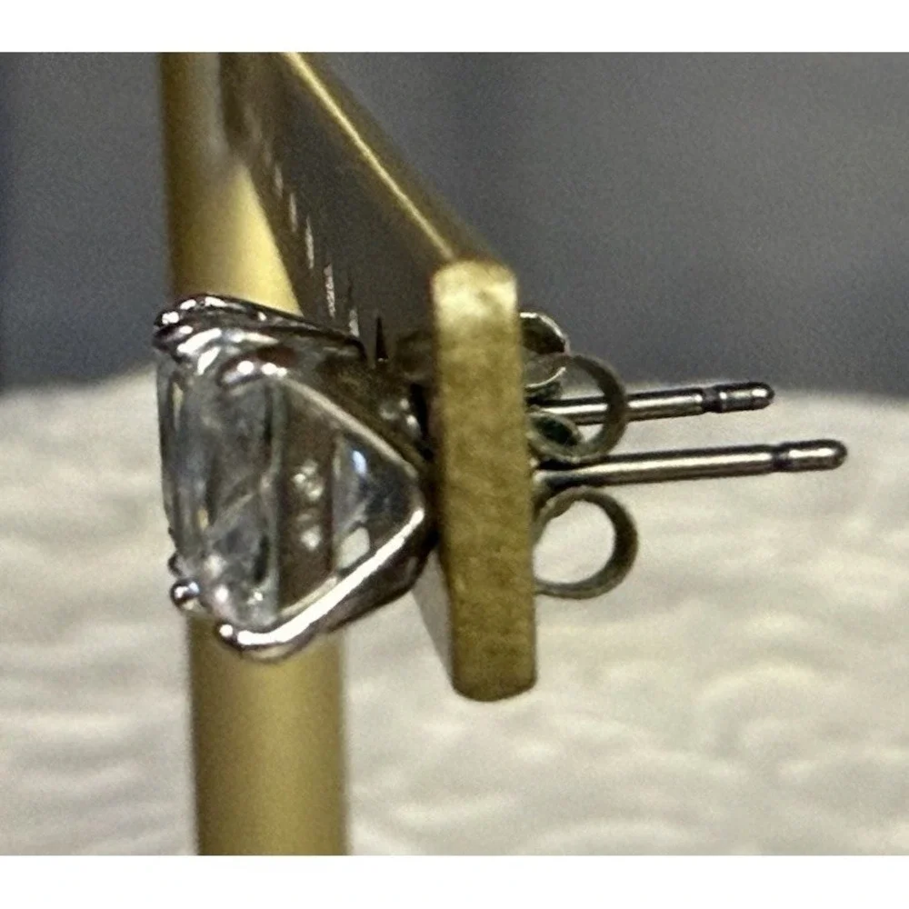 Swarovski Crystal Square Princess Cut Stud Earrings Silver Tone Clear Sparkle